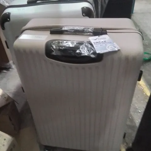 LUGG TRAVEL SUITCASE 