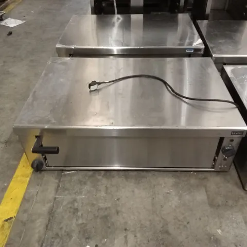 LINCAT PO69X COMMERCIAL SINGLE PIZZA OVEN