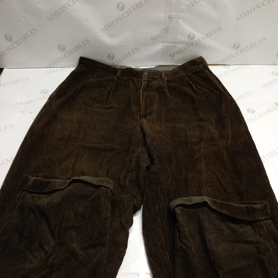 NAUTICA CORDURY TEXURE PANTS IN WASHED BROWN - 36W X 34L