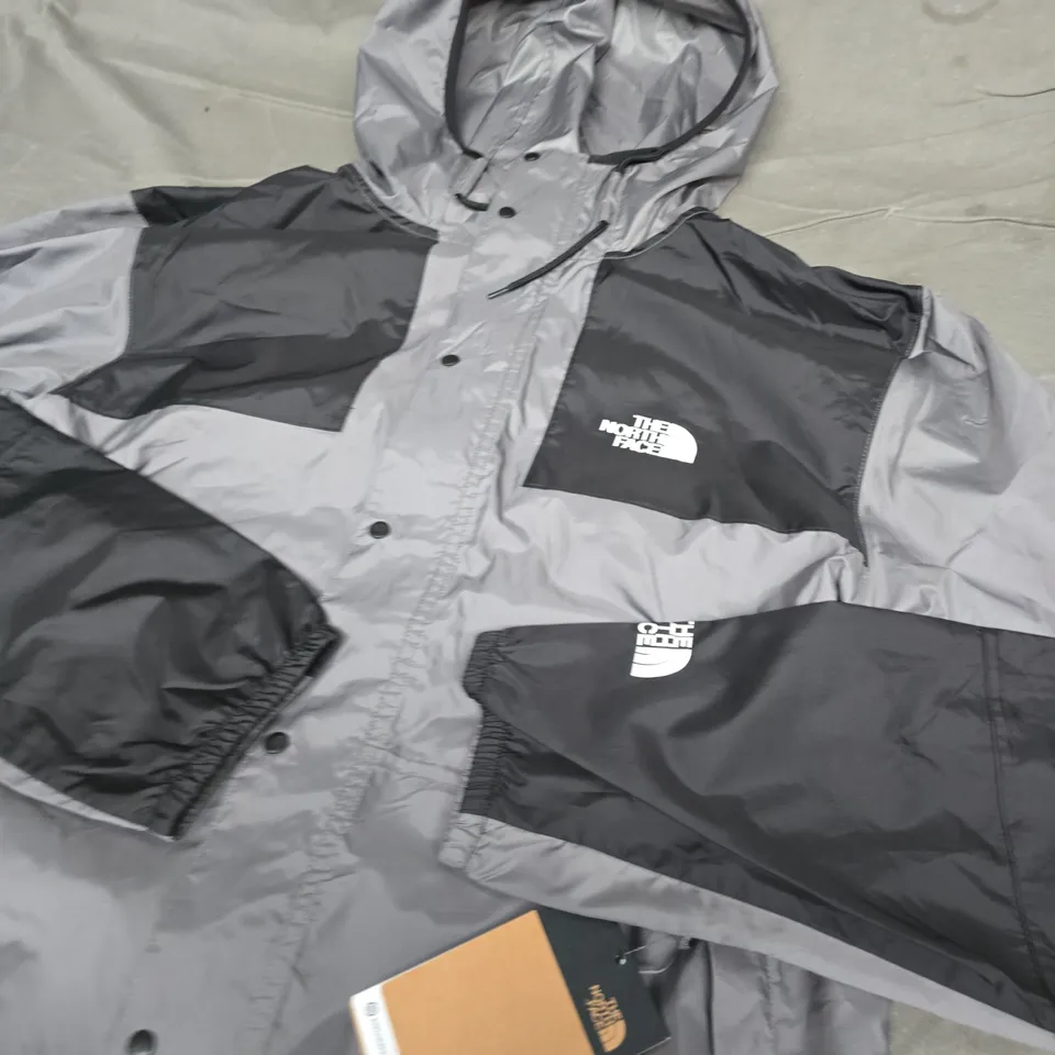 THE NORTH FACE HOODED SHELL JACKET – XL
