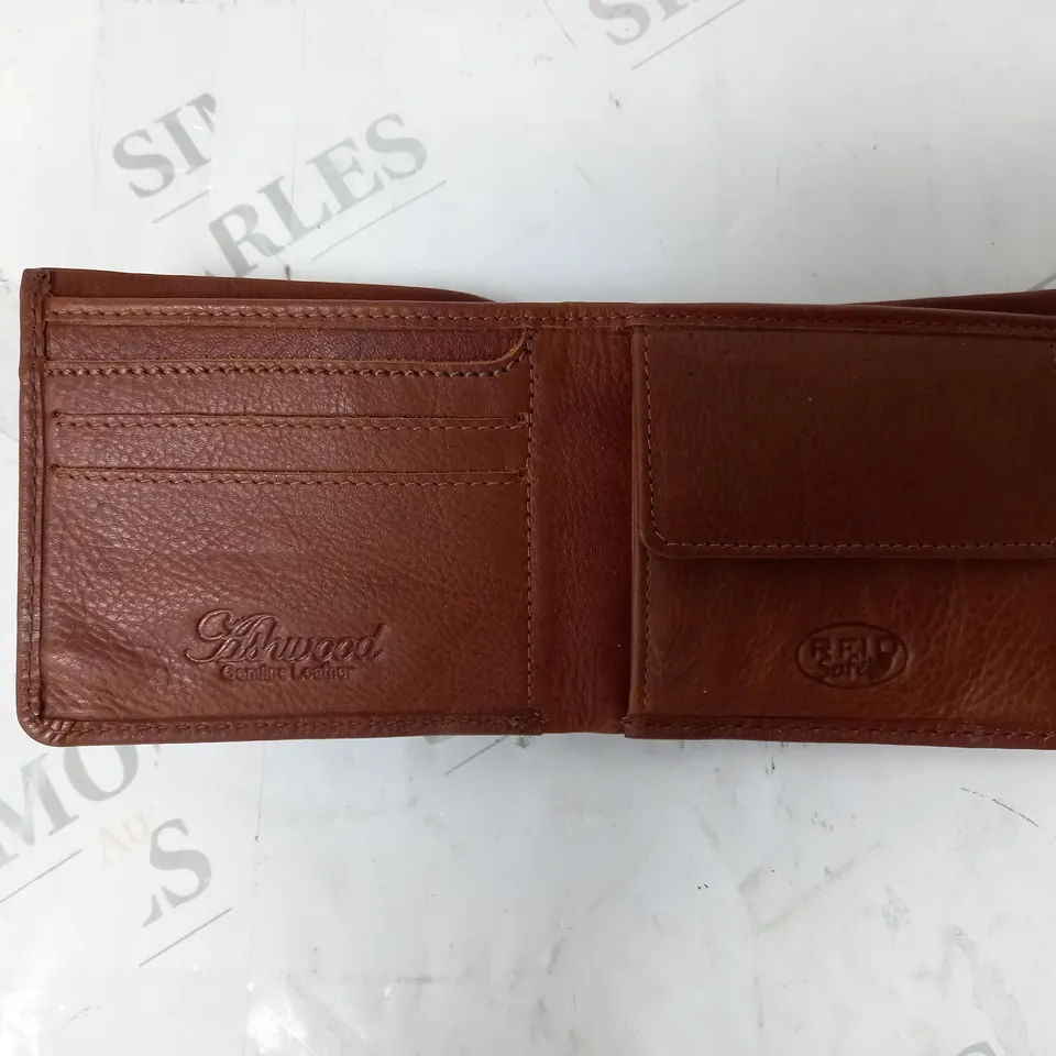 BOXED ASHWOOD HERITAGE WALLET - TAN.