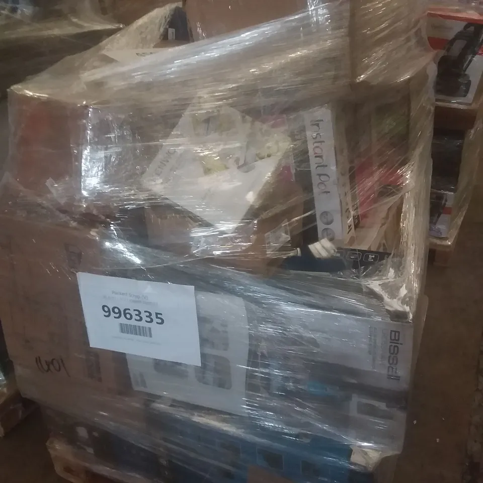 PALLET OF APPROXIMATELY 30 ELECTRICAL ITEMS INCLUDING 