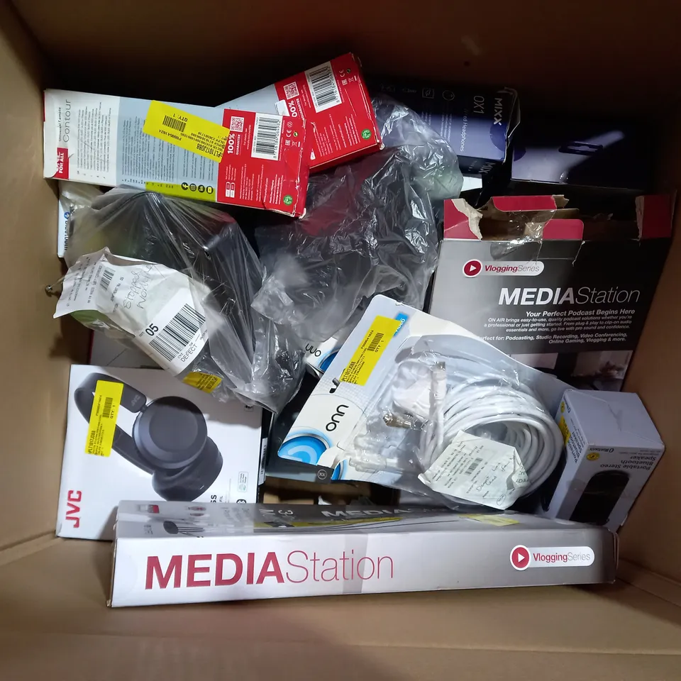 	BOX OF APPROXIMATELY 20 ASSORTED ELECTRICAL ITEMS TO INCLUDE ONE FOR AERIAL, ONN ALARM CLOCK, MIXX WIRELESS HEADPHONES ETC