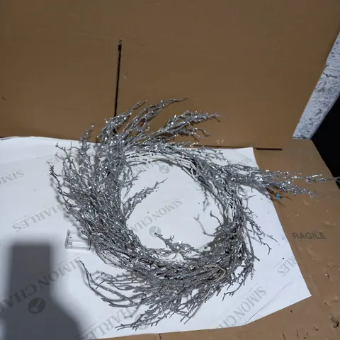 JM BY JULIEN MACDONALD PRE LIT GLITTER SEQUIN WREATH