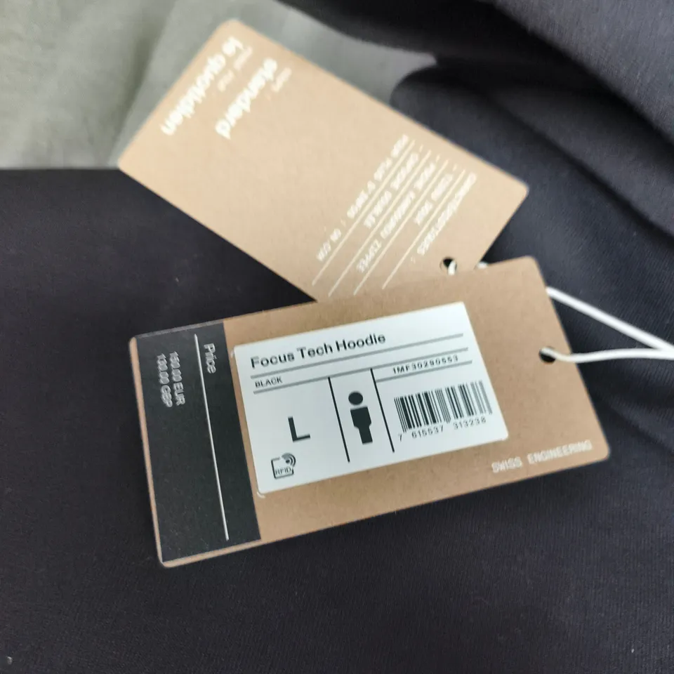 ON CLOUD FOCUS TECH HOODIE – BLACK – SIZE L