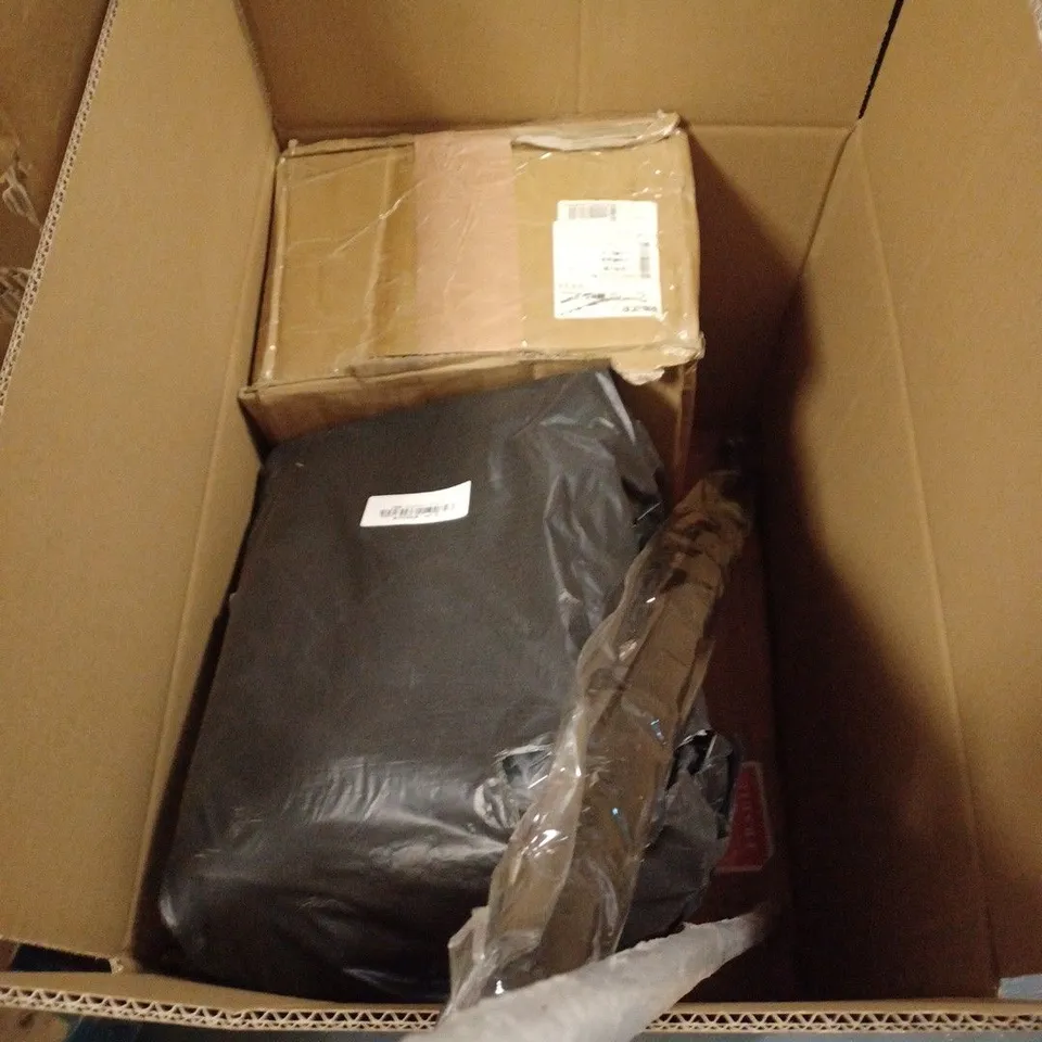 BOX TO CONTAIN APPROX 8 ASSORTED HOUSEHOLD PRODUCTS, INCLUDES SHOVEL, FLASH MOP, PLANTERS ETC - COLLECTION ONLY