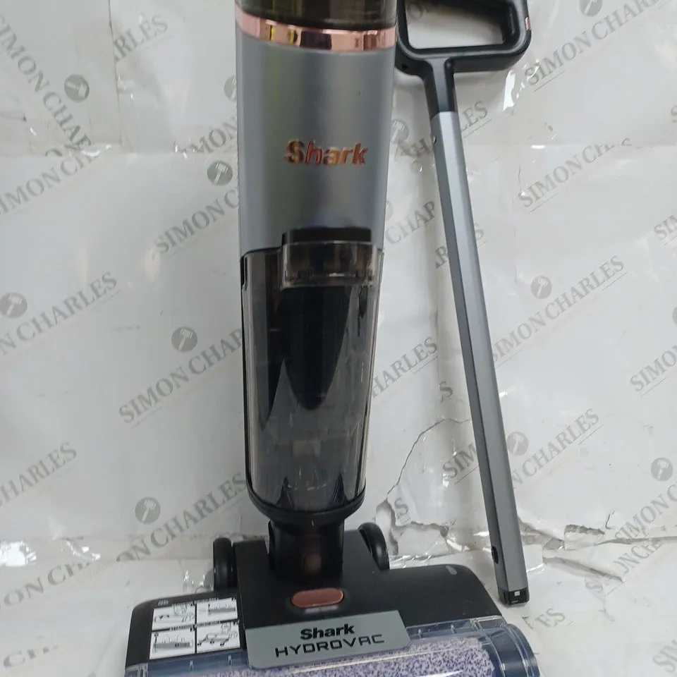 BOXED OUTLET BOXED SHARK HYDROVAC WET & DRY CORDLESS 3-IN-1 HARD FLOOR CLEANING SYSTEM