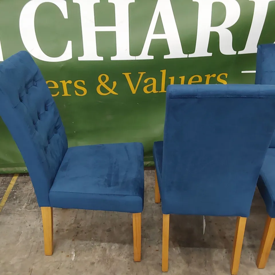 SET OF FOUR BUTTONED BACK UPHOLSTERED DINING CHAIRS PLUSH BLUE FABRIC ON NATURAL WOOD LEGS