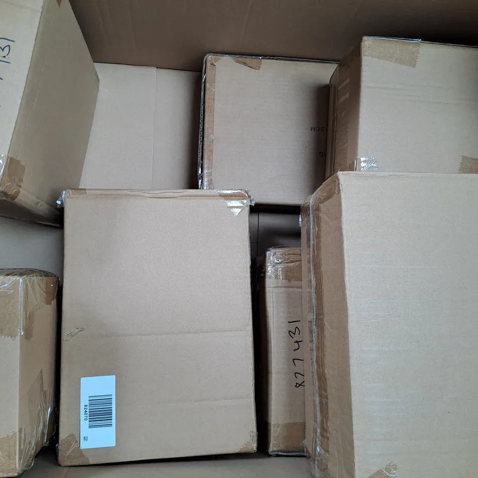 BOX OF APPROXIMATELY 8 ASSORTED BOXES OF VARIOUS ITEMS TO INCLUDE PRAI BEAUTY CREAM, ETC - COLLECTION ONLY