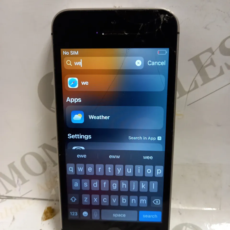 APPLE IPHONE SE 