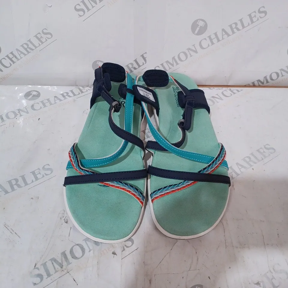 REGATTA CORAL SANDALS - UK 7 