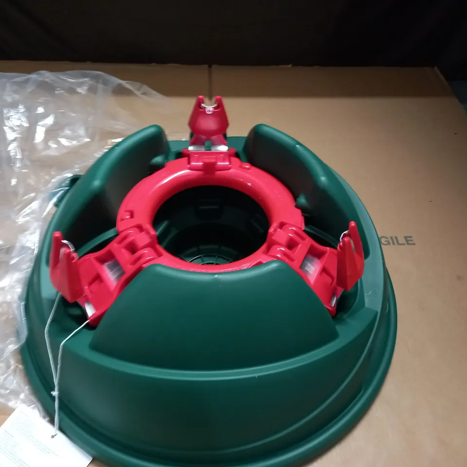 SMART CHRISTMAS TREE STAND