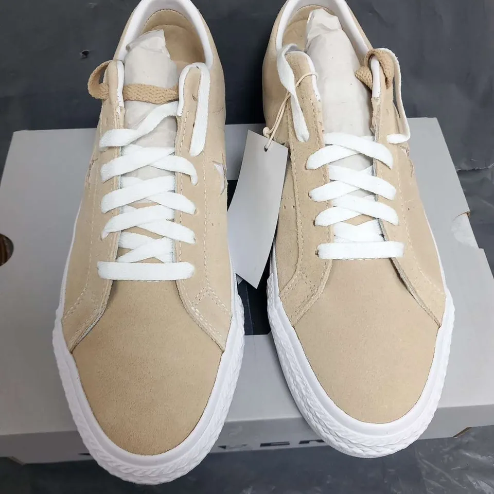 BOXED CONVERSE CONS ONE STAR PRO OX OAT MILK SIZE 7