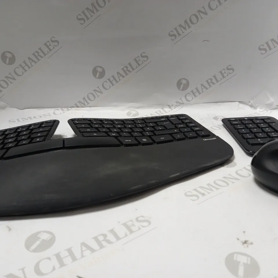 MICROSOFT SCULPT ERGONOMIC DESKTOP KEYBOARD SET