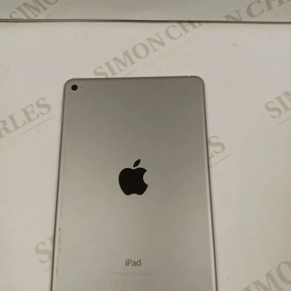 APPLE IPAD MINI 4