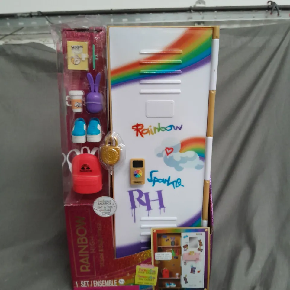 RAINBOW HIGH LOCKER PLAYSET 