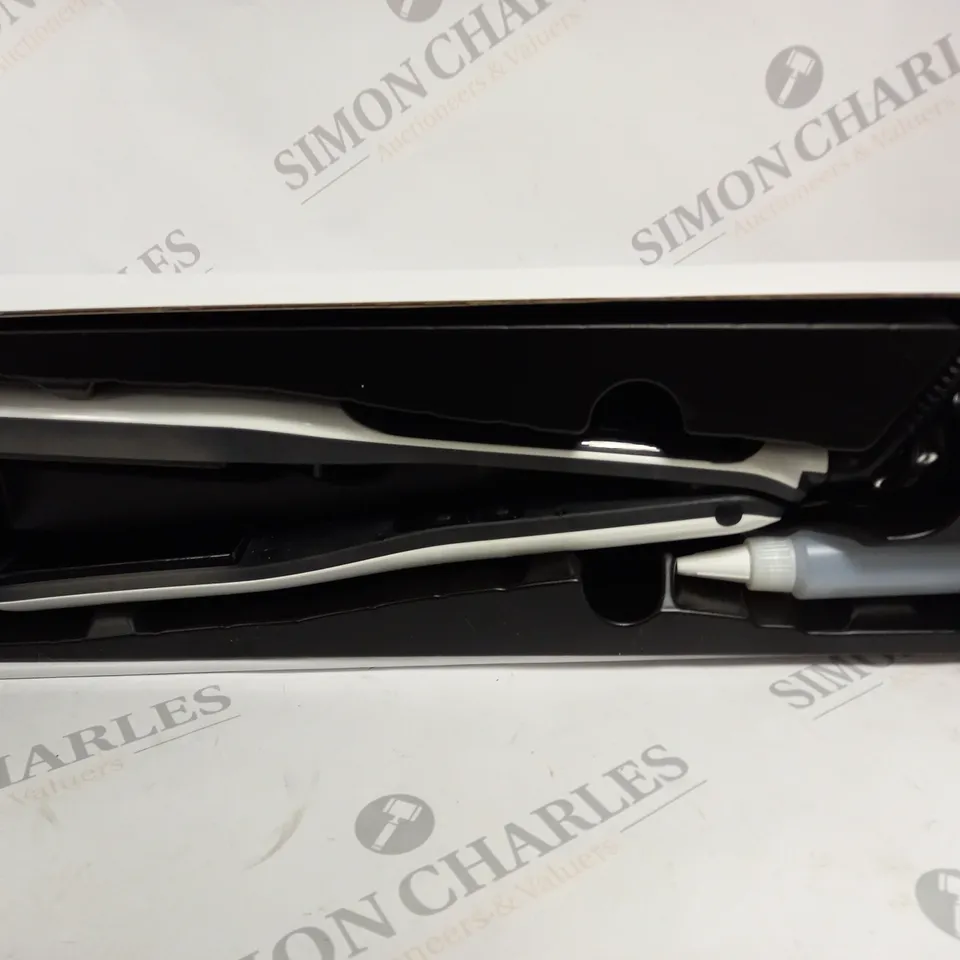 BOXED L'OREAL ROWENTA SALON STEAMPOD 