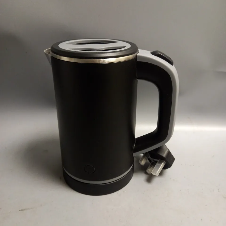 BOXED ELECTRIC KETTLE BLACK