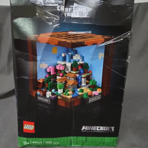 BOXED LEGO MINECRAFT THE CRAFTING TABLE FOR ADULTS 21265