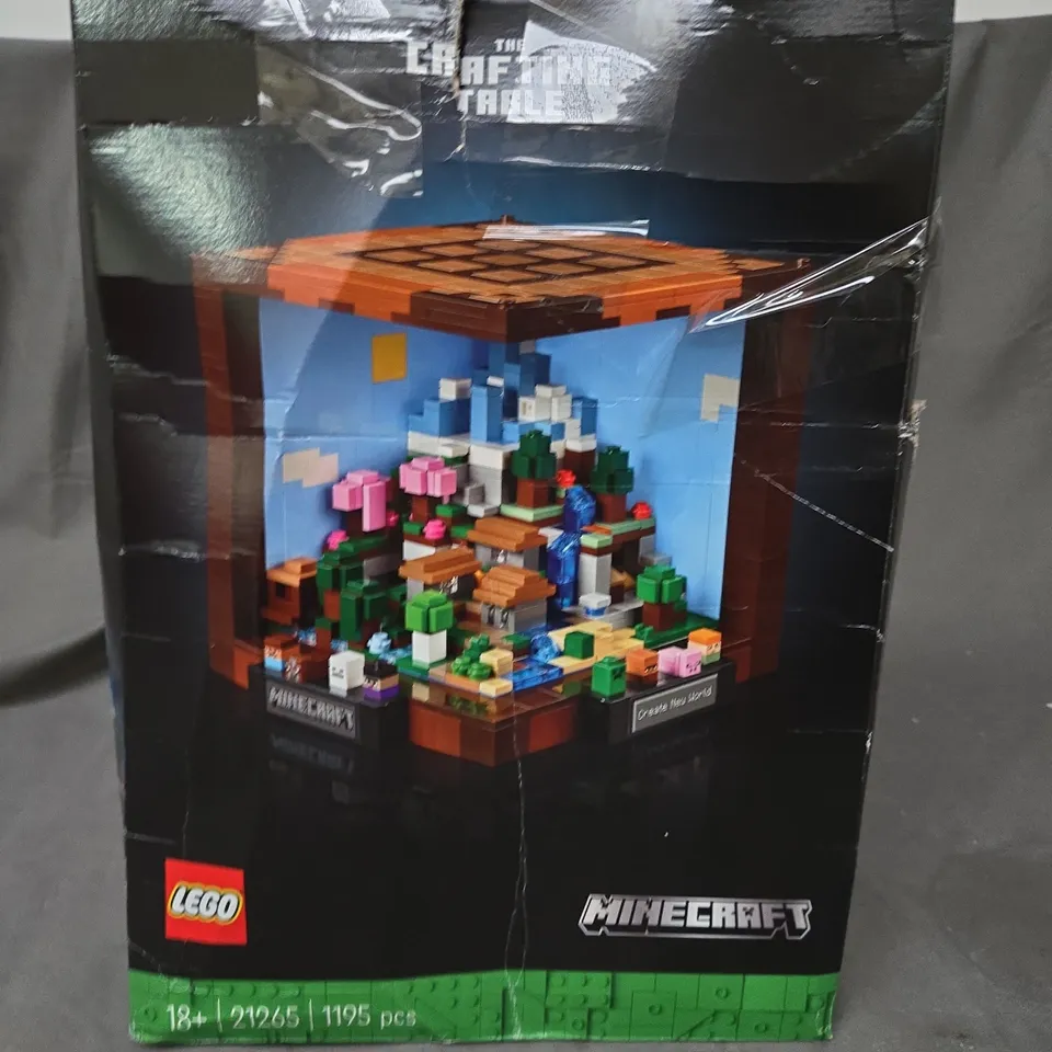 BOXED LEGO MINECRAFT THE CRAFTING TABLE FOR ADULTS 21265 RRP £79.99