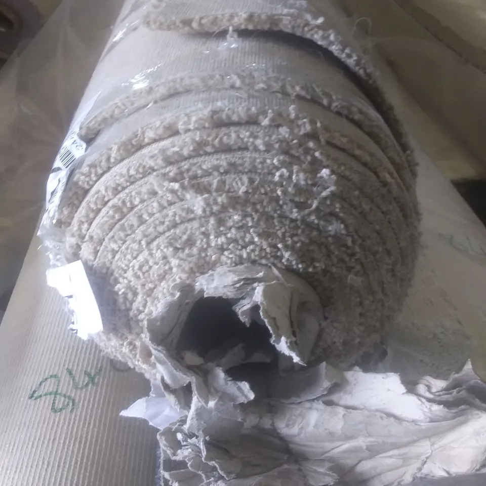 ROLL OF QUALITY DARWIN 165 OYSTER CARPET APPROXIMATELY 4X5.3M