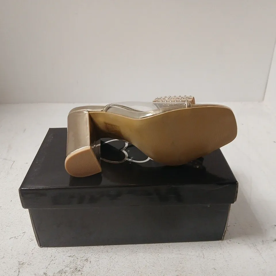 GOLD BOW-DETAIL SANDALS WITH BLOCK HEEL UK 7