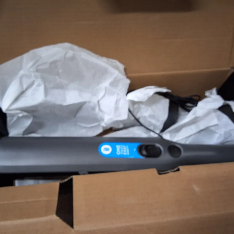 Shark Handheld cleaning appliance – Model WV200UK (UK) with long attachment wandvac1.0