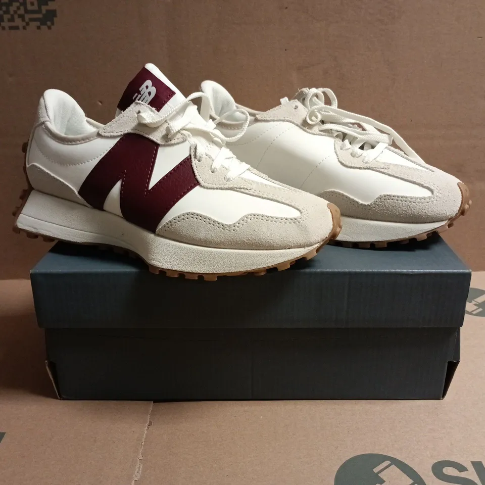 BOXED PAIR OF NEW BALANCE 327 TRAINERS IN WHITE/CREAM/BURGUNDY SIZE UK 5
