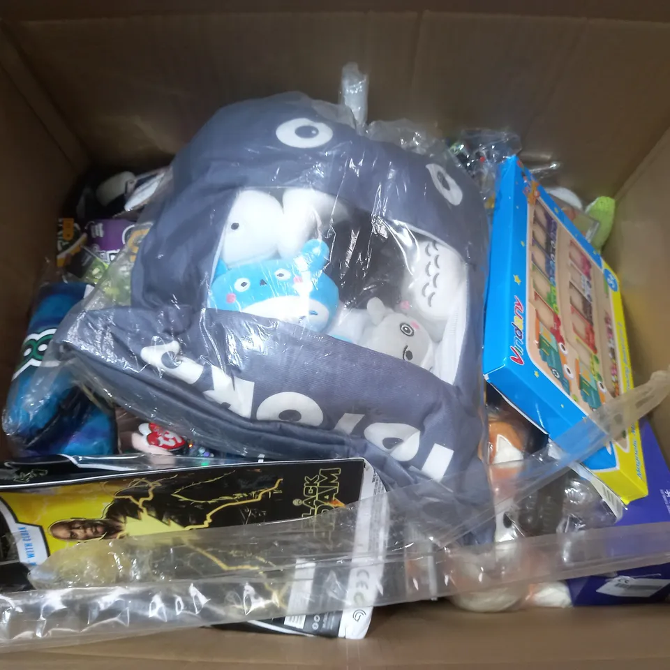 BOX OF APPROX 30 ASSORTED TOYS TO INCLUDE - THE TRAITORS - VINDARY MAGNETIC MAZE AND TRACING BOARD 2 IN 1 - FUJIFILM INSTAX MONO CHROME ECT 