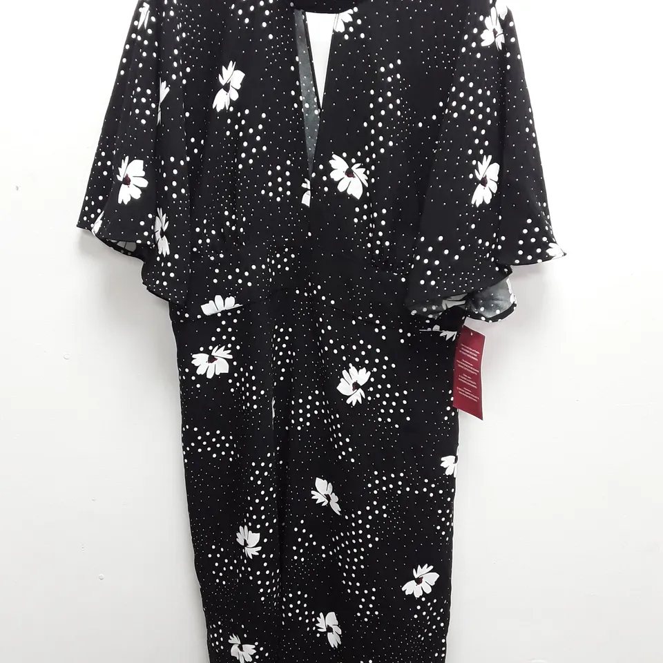 TRUTH & FABLE BLACK FLORAL PRINT DRESS - 3XL