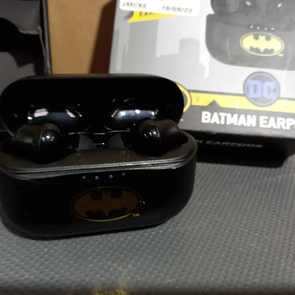 DC BATMAN WIRELESS EARPODS 