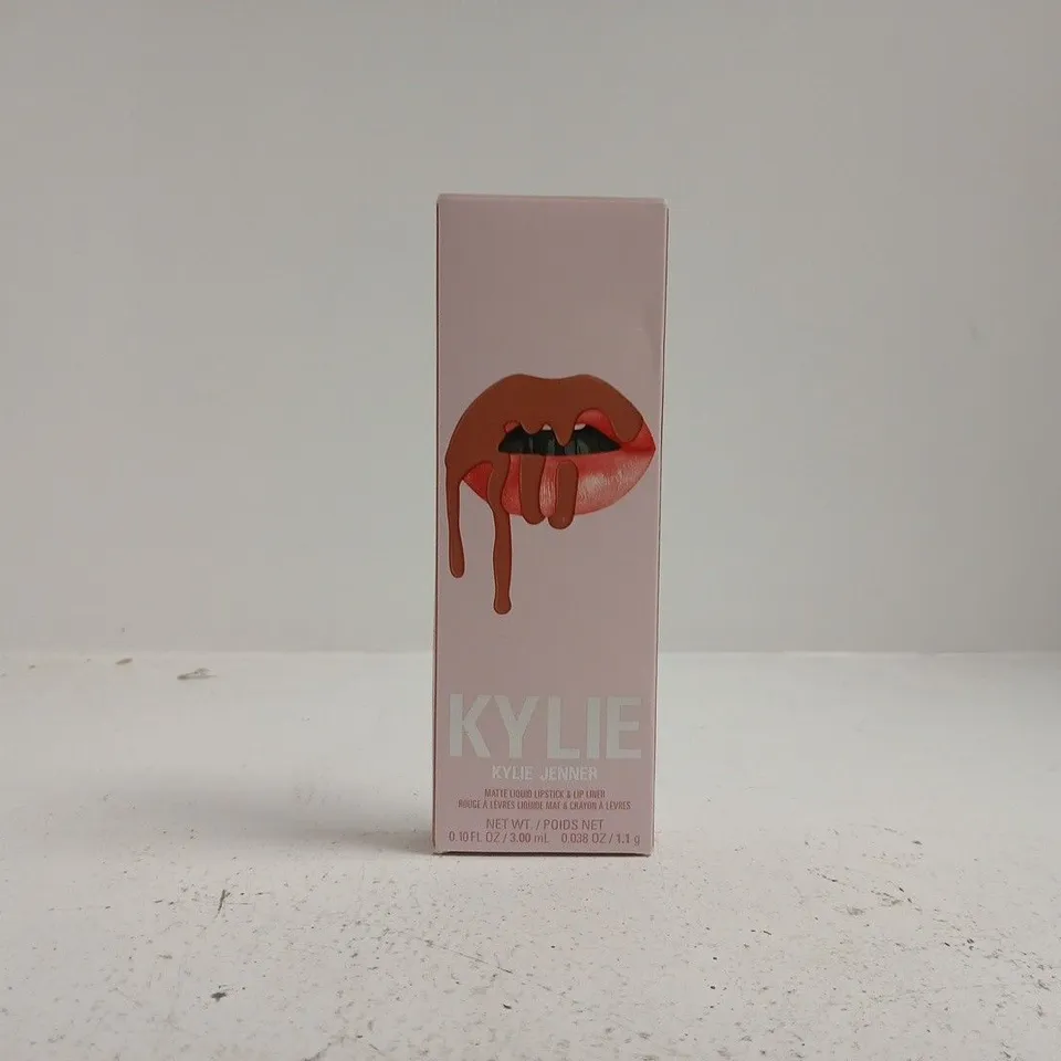 KYLIE JENNER MATTE LIQUID LIPSTICK & LIP LINER