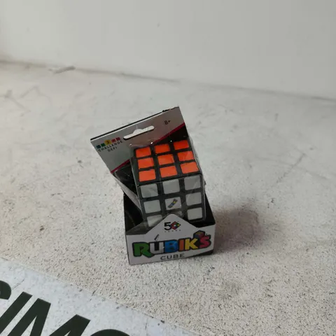 BOX OF APPROXIMATELY 12 ASSORTED TOYS INCLUDING RUBIKS CUBE AND DROP ZONE