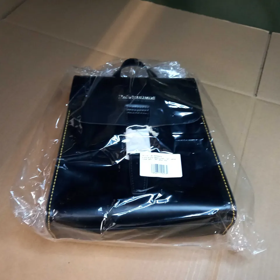 PACKAGED DR MARTENS BLACK/YELLOW DETAILED BACK PACK