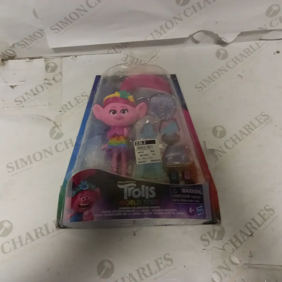 TROLLS OWRLD TOUR FASHION CELEBRATION POPPY