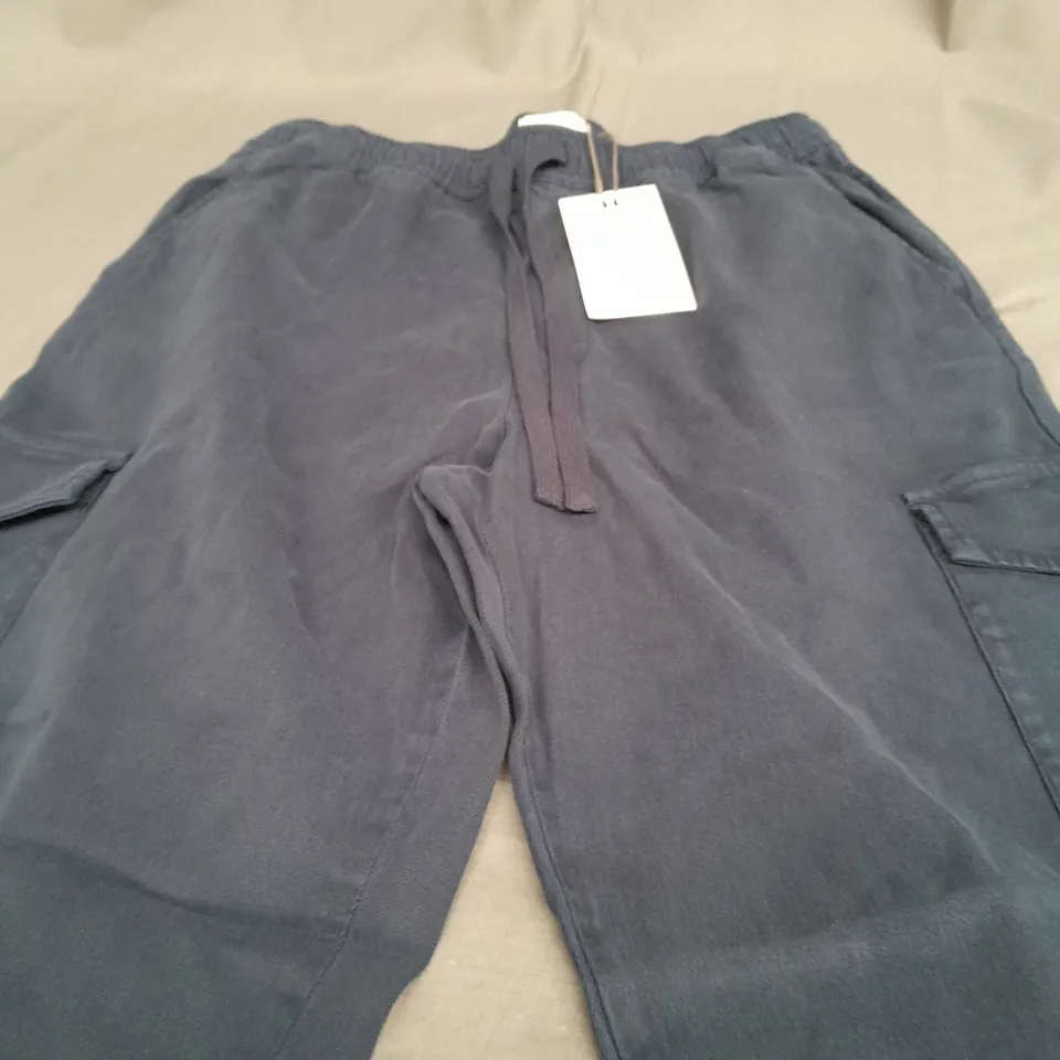 HUSH WASHED CARGO TROUSERS IN NAVY - SIZE 12
