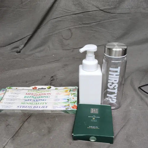 APPROXIMATELY 15 ASSORTED HOUSEHOLD PRODUCTS TO INCLUDE INCENSE STICKS, SOAP PUMP DISPENSER BOTTLE AND THIRSTY DRINKS BOTTLE