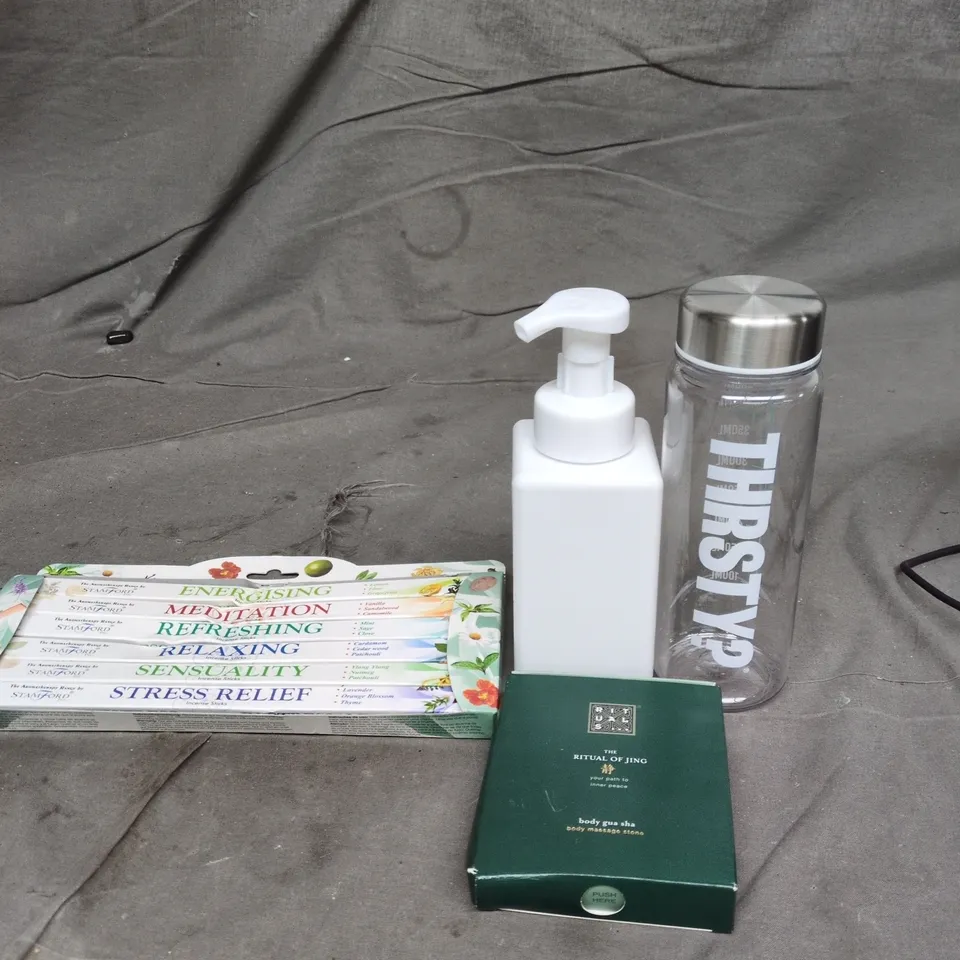 APPROXIMATELY 15 ASSORTED HOUSEHOLD PRODUCTS TO INCLUDE INCENSE STICKS, SOAP PUMP DISPENSER BOTTLE AND THIRSTY DRINKS BOTTLE