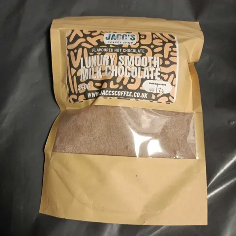 APPROXIMATELY 12 ASSORTED FOOD AND DRINK ITEMS INCLUDING LUXURY SMOOTH CHOCOLATE , PEPSI MAX AND MANILIFE PEANUTS 