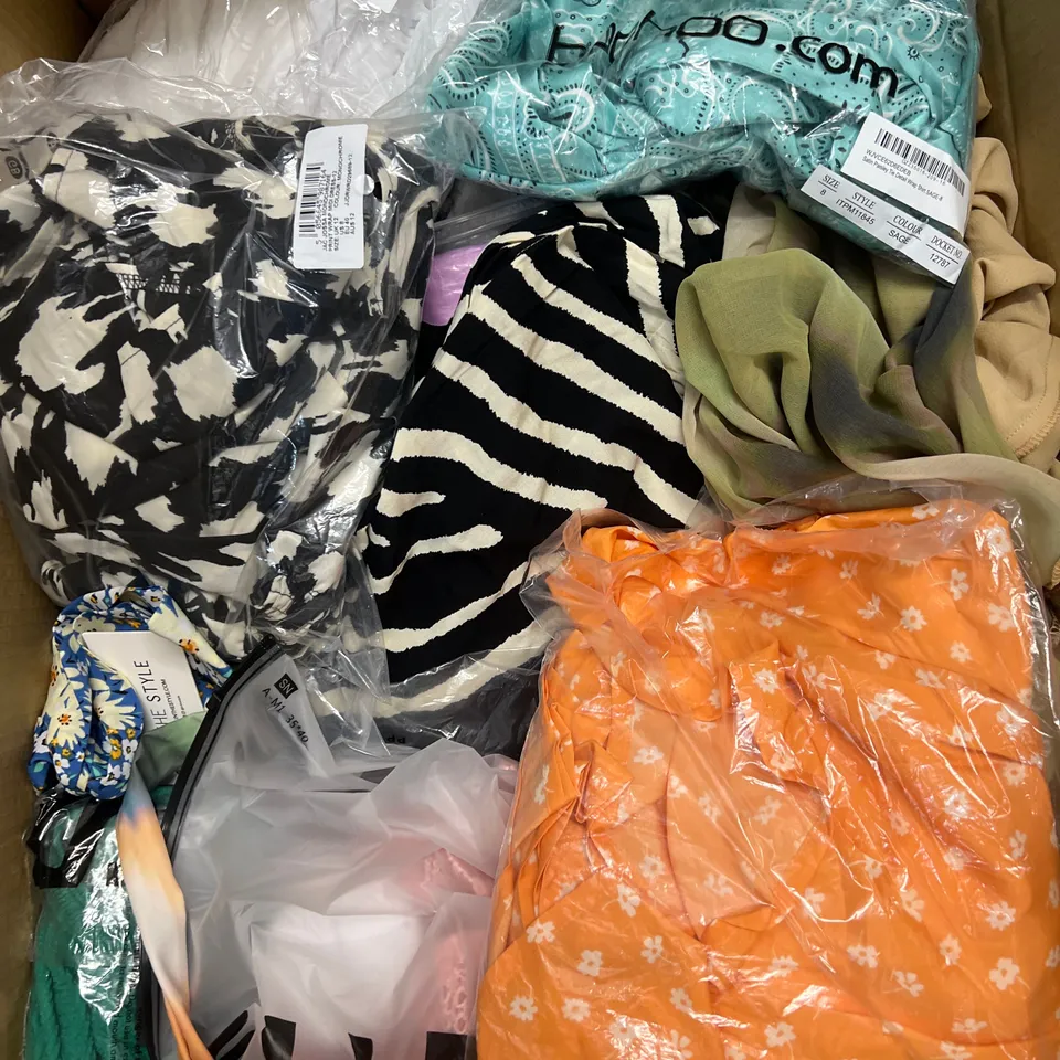LARGE BOX OF ASSORTED BAGGED AND UNBAGGED CLOTHING TO INCLUDE H&M, SHEIN & IN THE STYLE