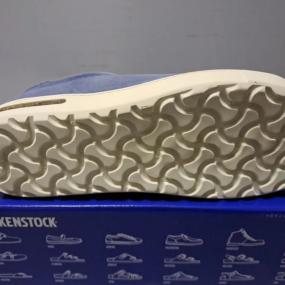 BOXED BIRKENSTOCK BEND LOW IN BLUE - UK 5.5