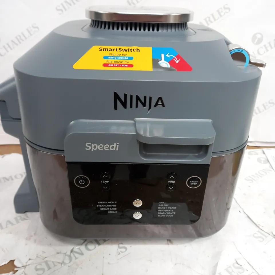 BOXED NINJA SPEEDI 10-IN-1 5.7L RAPID-COOKER & AIR FRYER ON400UK