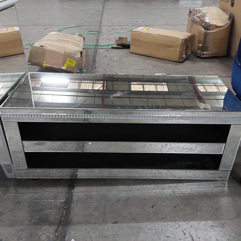 DESIGNER MIRRORED ENTERTAINMENT UNIT