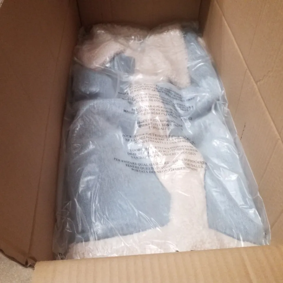 BOX CONTAINING APPROXIMATELY 5 BRAND NEW SIMPLY BE BLUE REGULAR SLEEVELESS DENIM GILETS - SIZE 22