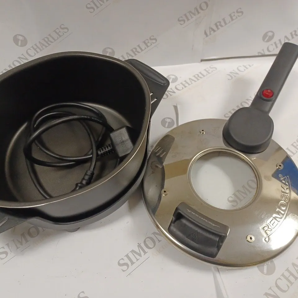 REMOSHKA PAN WITH HEATED LID