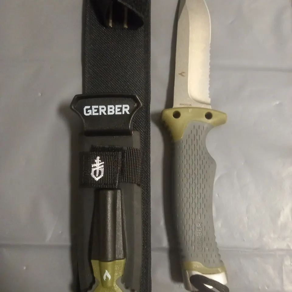 GERBER FIXED BLADE 4.5" KNIFE WITH SHEATH