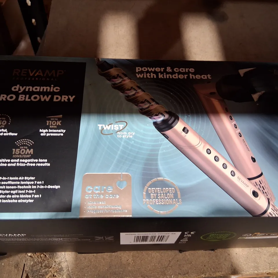 BOXED REVAMP PROFESSIONAL DYNAMIC PRO BLOW DRY DR-2850GD-GB