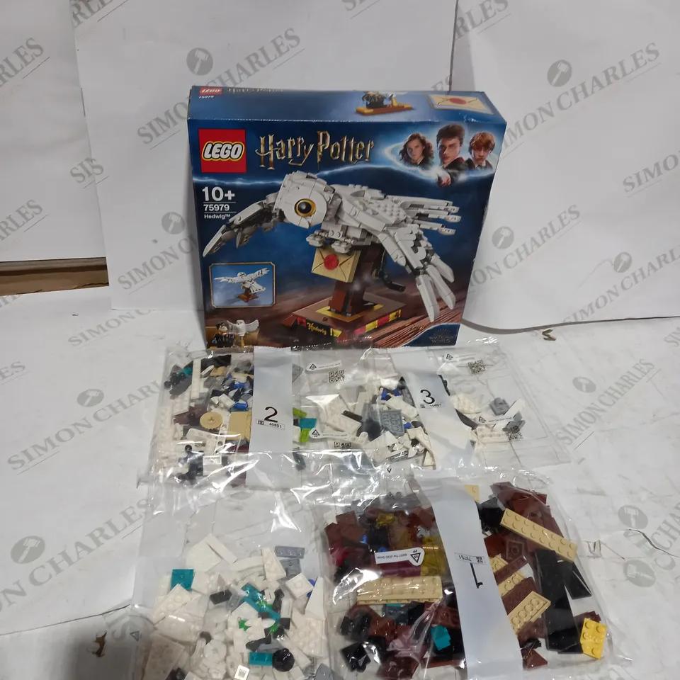 LEGO HARRY POTTER HEDWIG 10+ 75979