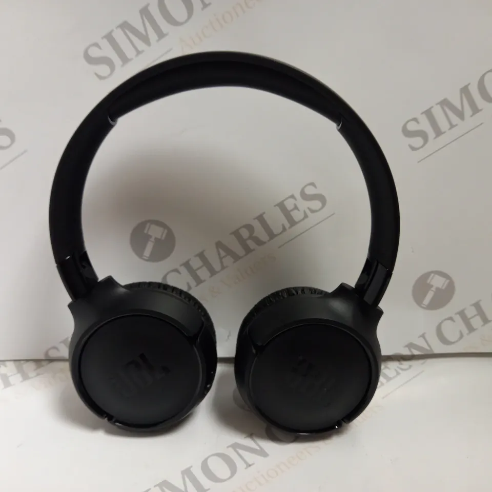 JBL TUNE 520BT WIRELESS BLUETOOTH HEADPHONES
