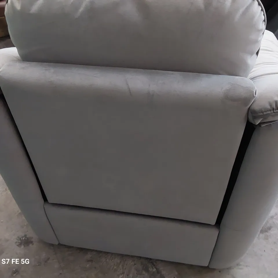 QUALITY BRITISH DESIGNER G PLAN JACKSON POWER RECLINING EASY CHAIR PLUSH GREY SLATER FABRIC 